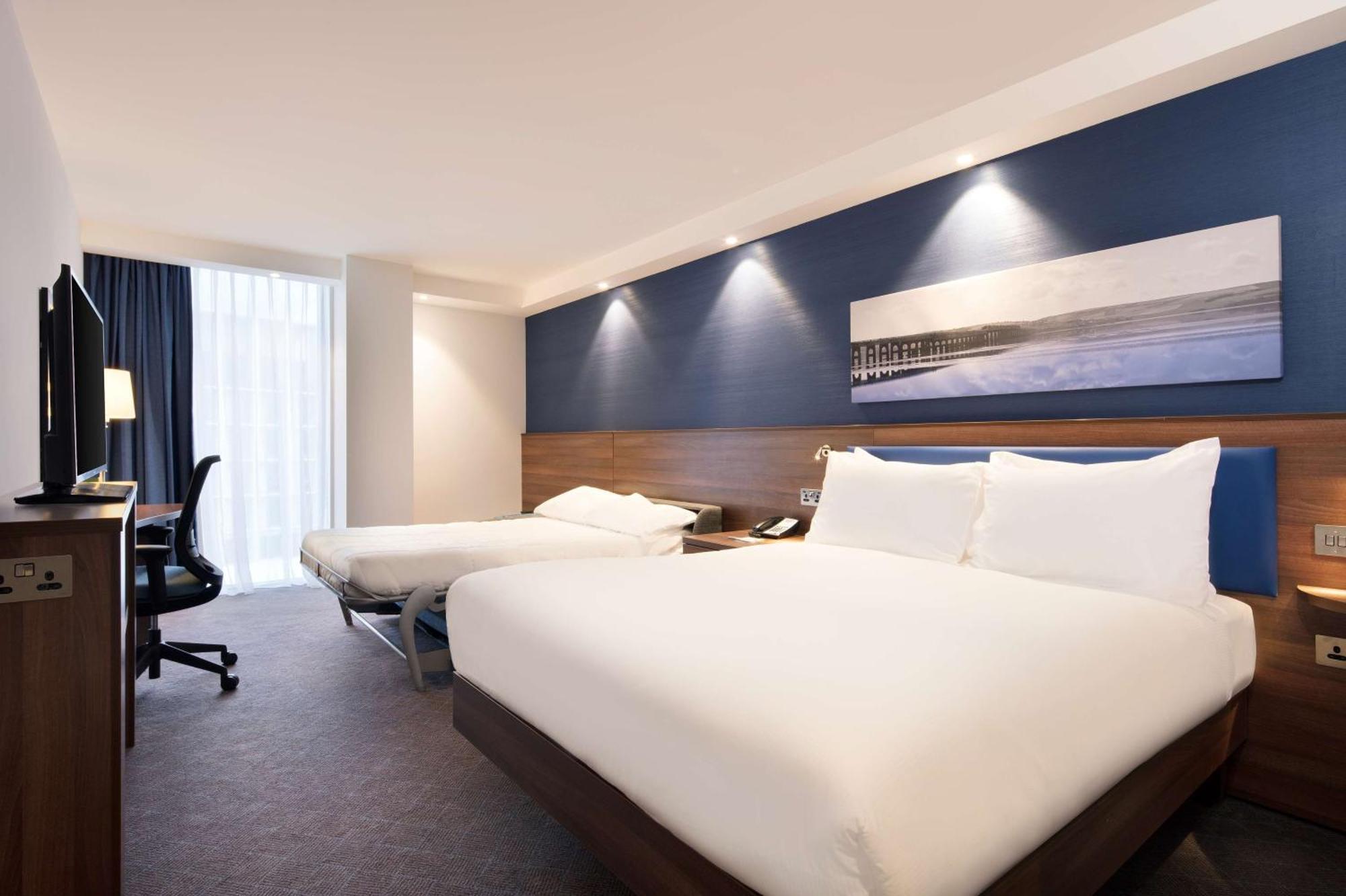 Hampton By Hilton Dundee City Centre Extérieur photo